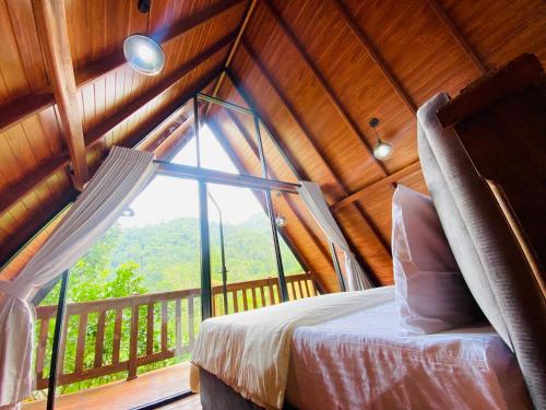 Tea cabin by Hoyts in 데라니야갈라