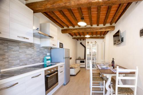 Podere del Ciacchi Among Tuscany Greenery - Happy Rentals