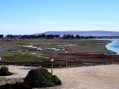 Supanti aplinka, Velddrif River and Sea in Veldrif