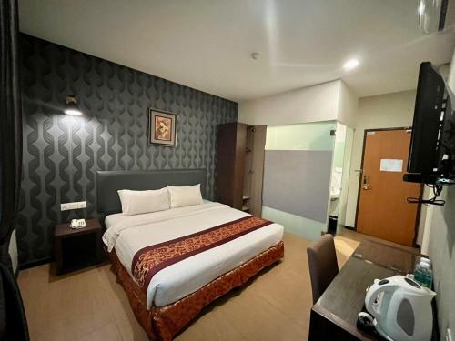 room detail thumbnail 0