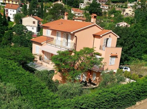  Apartments Mogorović, Unterkunft in Mošćenička Draga