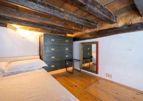 [Trastevere - Rome] Strategic and Comfortable Loft, Rom (Foto 9)