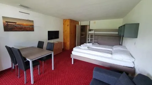 Apart Holidays - Haus Acletta in Disentis, Schweiz