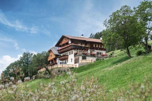  Nussbaumerhof, Pension in Brixen bei Lüsen