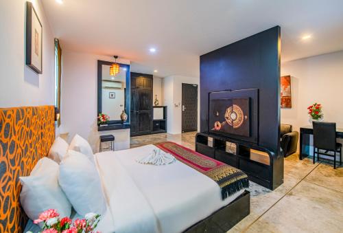 room detail thumbnail 0