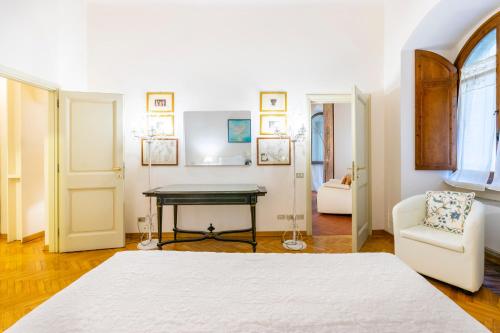 Borgo San Jacopo Apartment - image 13