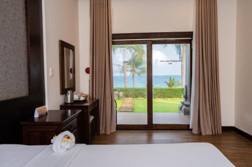 寧順TTC度假村-無限次進入水上樂園 (TTC Resort Ninh Thuan - Unlimited Access to Water Park) in 潘郎-塔占
