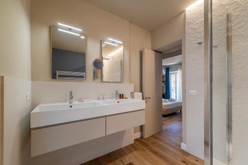 Luxury Corso Suite - DesignD Stays, Rome (photo 7)