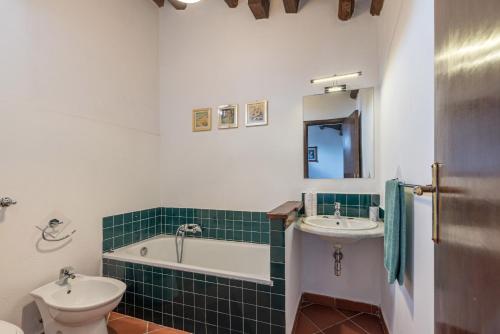 Gervasi Apartment alla Kalsa by Wonderful Italy, Palermo (foto 10)