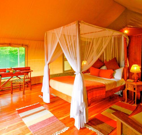 Mara Leisure Camp Room Type - Deluxe Room