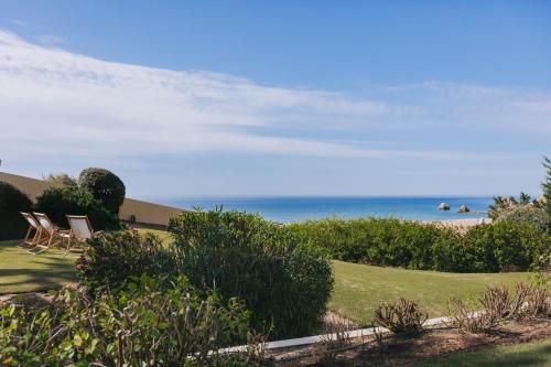 Deluxe Double Room with Sea View image 3