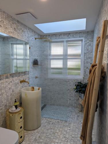 Ultimate Luxury in Manly Beach - image 12