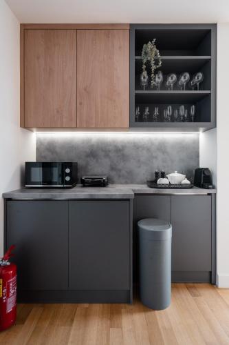 Acropolis Luxury Penthouses with Majestic Views 5