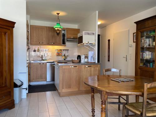 Charming flat just outside Paris w free Private Parking - Location saisonnière - Saint-Ouen-sur-Seine