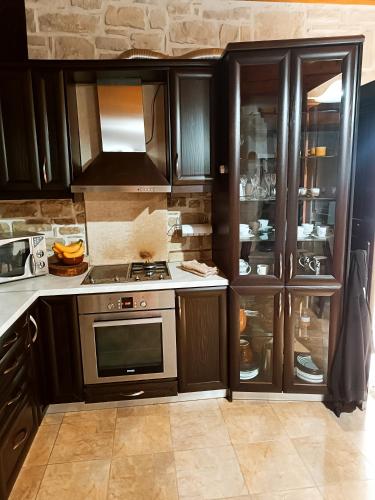 Kitchen, Petrini Villa with swimming pool in Moires