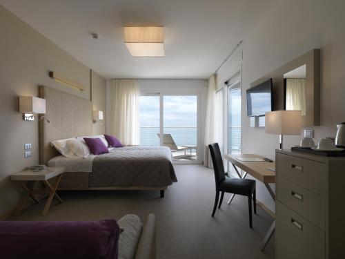 Premium Double or Twin Room with Sea View