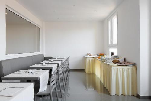 Hotel Cantoria - image 12