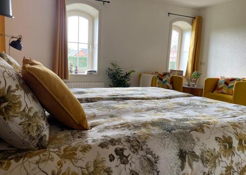1 queen bed