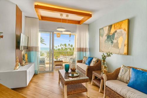 New! Unique Beachfront And Pool View Apartment At Juan Dolio