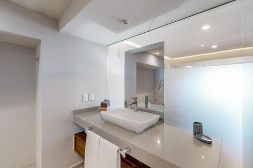 Harbor 171 Oceanfront Residences #3009 in Puerto Vallarta, Mexico
