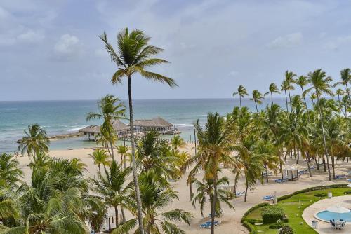 New! Unique Beachfront And Pool View Apartment At Juan Dolio