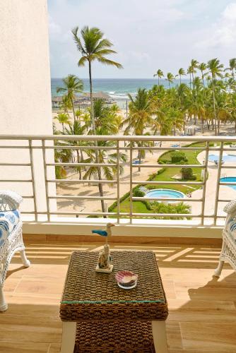 New! Unique Beachfront And Pool View Apartment At Juan Dolio