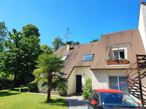 Maison avec piscine Chantilly Senlis 6 personnes gîte à louer Forêt de Coye