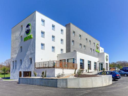 ทัศนียภาพภายนอกโรงแรม, B&B HOTEL Le Creusot Montchanin in มงต์ชาแน็ง