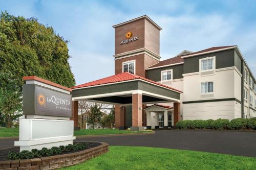La Quinta by Wyndham Latham Albany Airport - image 6
