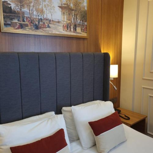 Double Room image 6