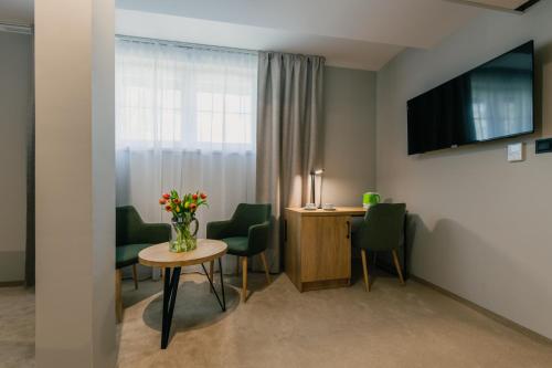 464625387 Country Club Żywiec Hotel SPA i Domki Całoroczne