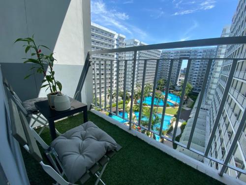 Luxury Condo with Pool View at Shell Residences, Manila (fotografie 8)