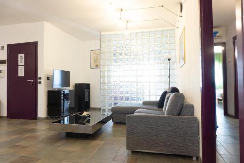 Three-Bedroom Apartment image 10
