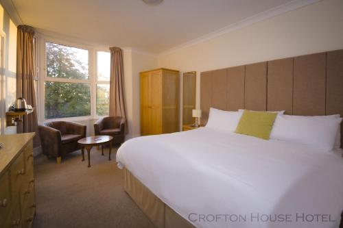 One-Bedroom Suite image 5