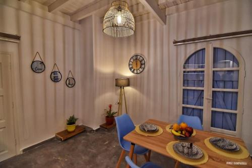Food and beverages, Sisi seaview apartments in Sissi
