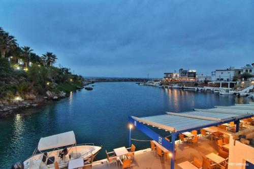 Surrounding environment, Sisi seaview apartments in Sissi