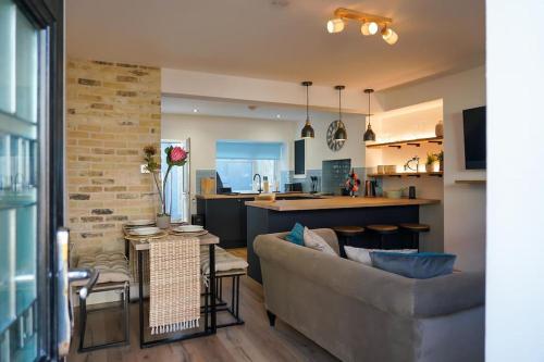 Luxury holiday home in central Truro gîte à louer Truro