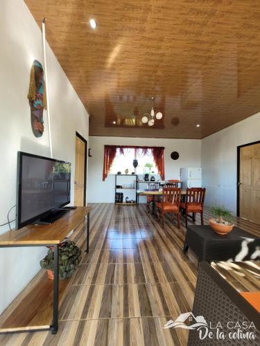 設施, Vista al Volcán Tenorio y Montaña (Vista al Volcan Tenorio y Montana) in 阿雷納