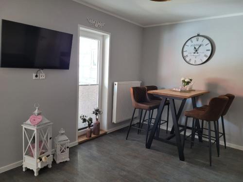 المرافق, Sternadelshof in Weinbergen