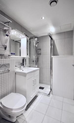 Bathroom, Super Stay Hotel, Oslo near Ekebergparken