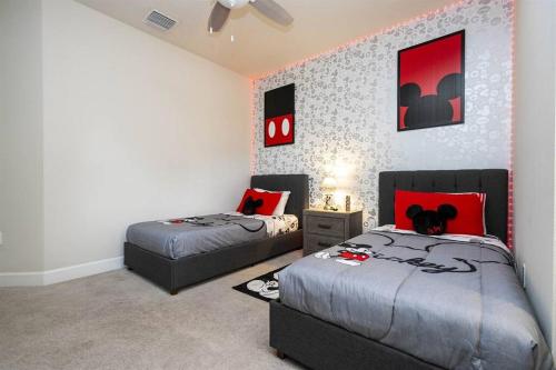 Mickey Mouse Magical Townhome near Disney - SER01