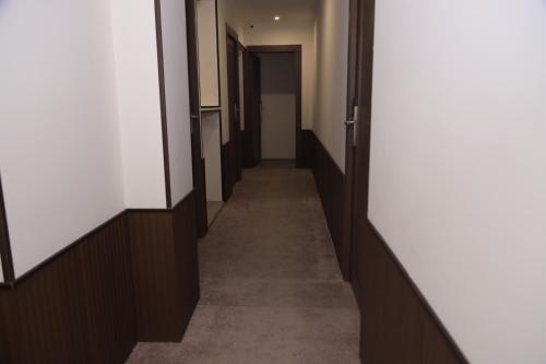 DeLin Hotel And Tours
