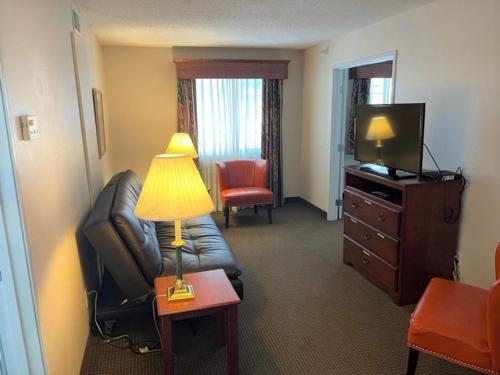 River Hills Hotel- Mankato