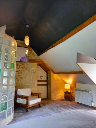 Heritage stone house BnB with Gourmet Breakfast - Chambres d'hôtes de charme entre Bayeux et les plages du débarquement 3