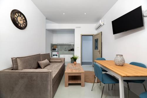 Aerenia Luxury suites - image 8