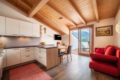 Superior One-Bedroom Apartment