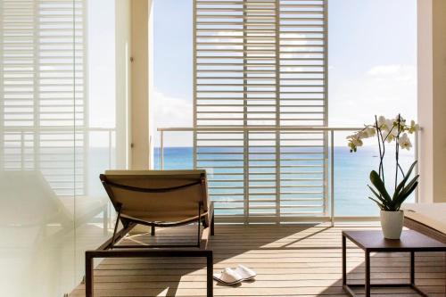Junior Suite with Sea View image 5
