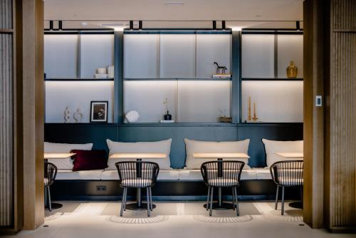 THE FLAG HOTEL Marbella, Estepona Adult Recommended