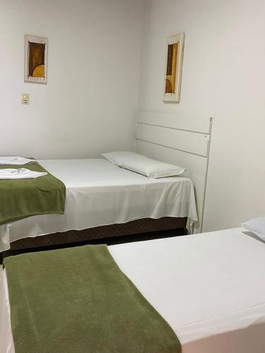 1 double bed, 3 twin beds