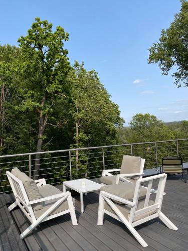 Fasiliti, Hotel "Senleja" in Sigulda